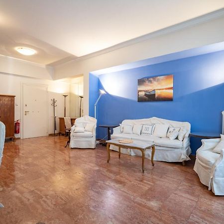 Larissa Station Metro St. 2 Bedrooms 3 Pers. Flat Athen Exterior foto