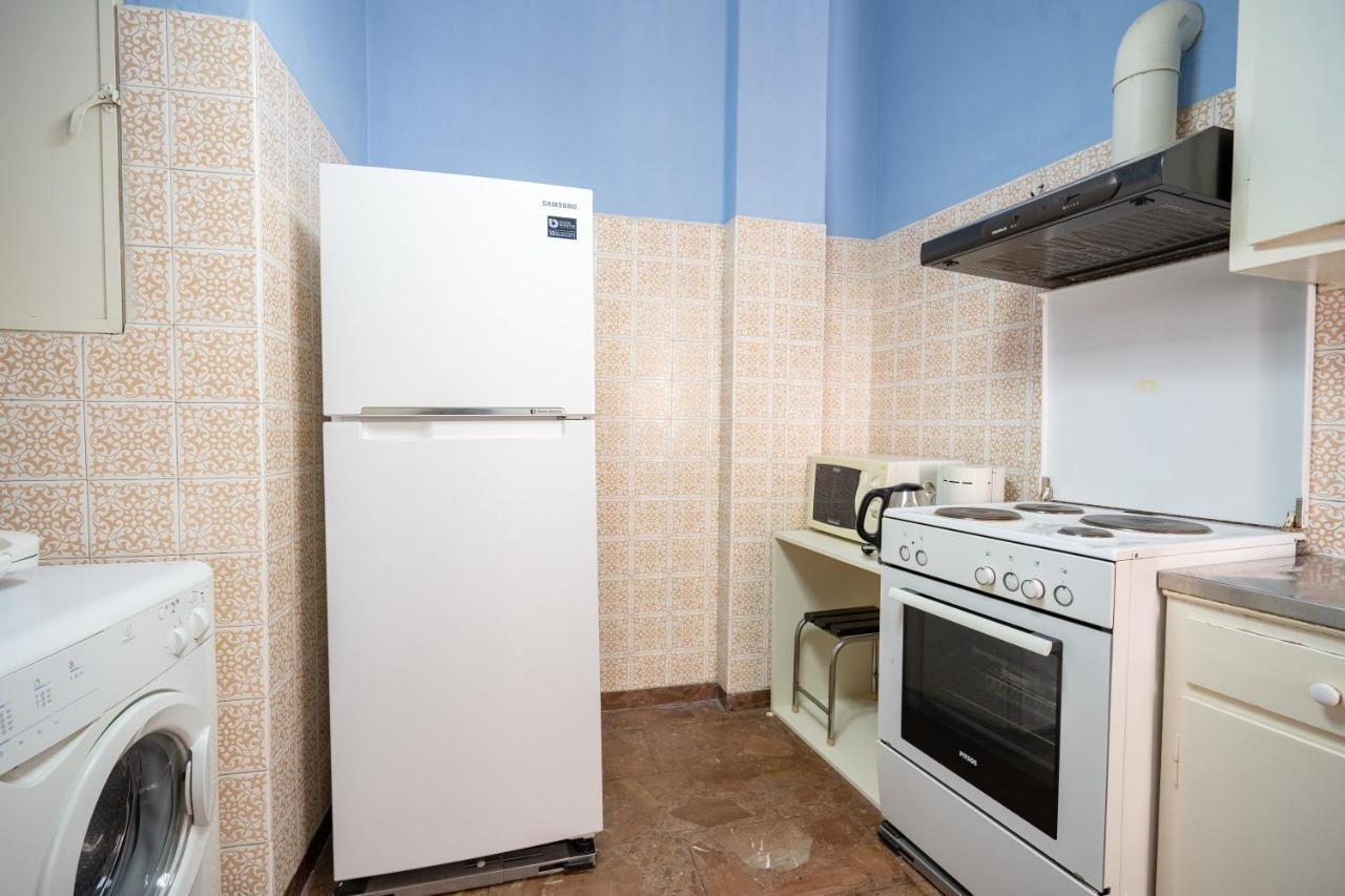 Larissa Station Metro St. 2 Bedrooms 3 Pers. Flat Athen Exterior foto