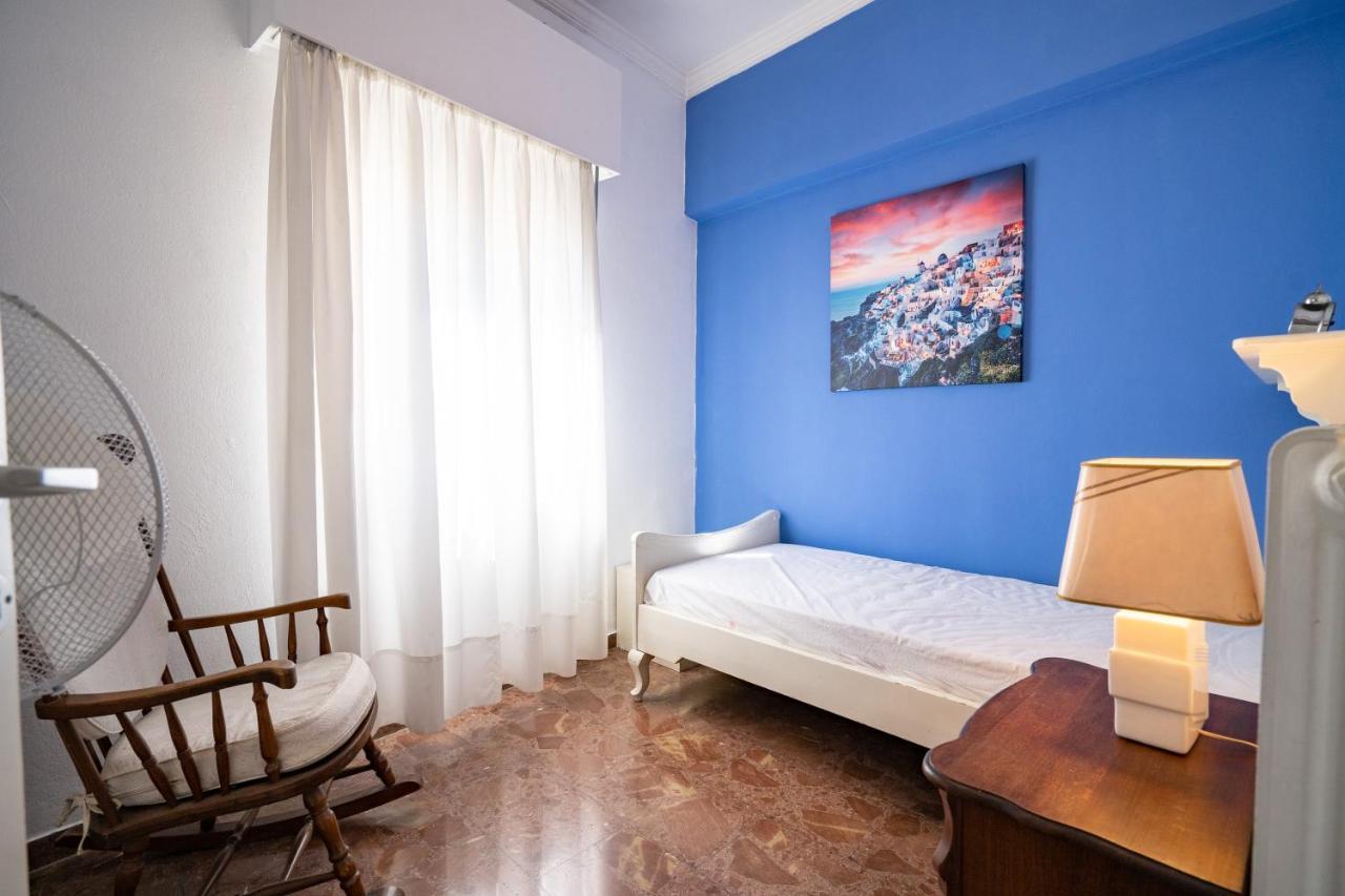 Larissa Station Metro St. 2 Bedrooms 3 Pers. Flat Athen Exterior foto