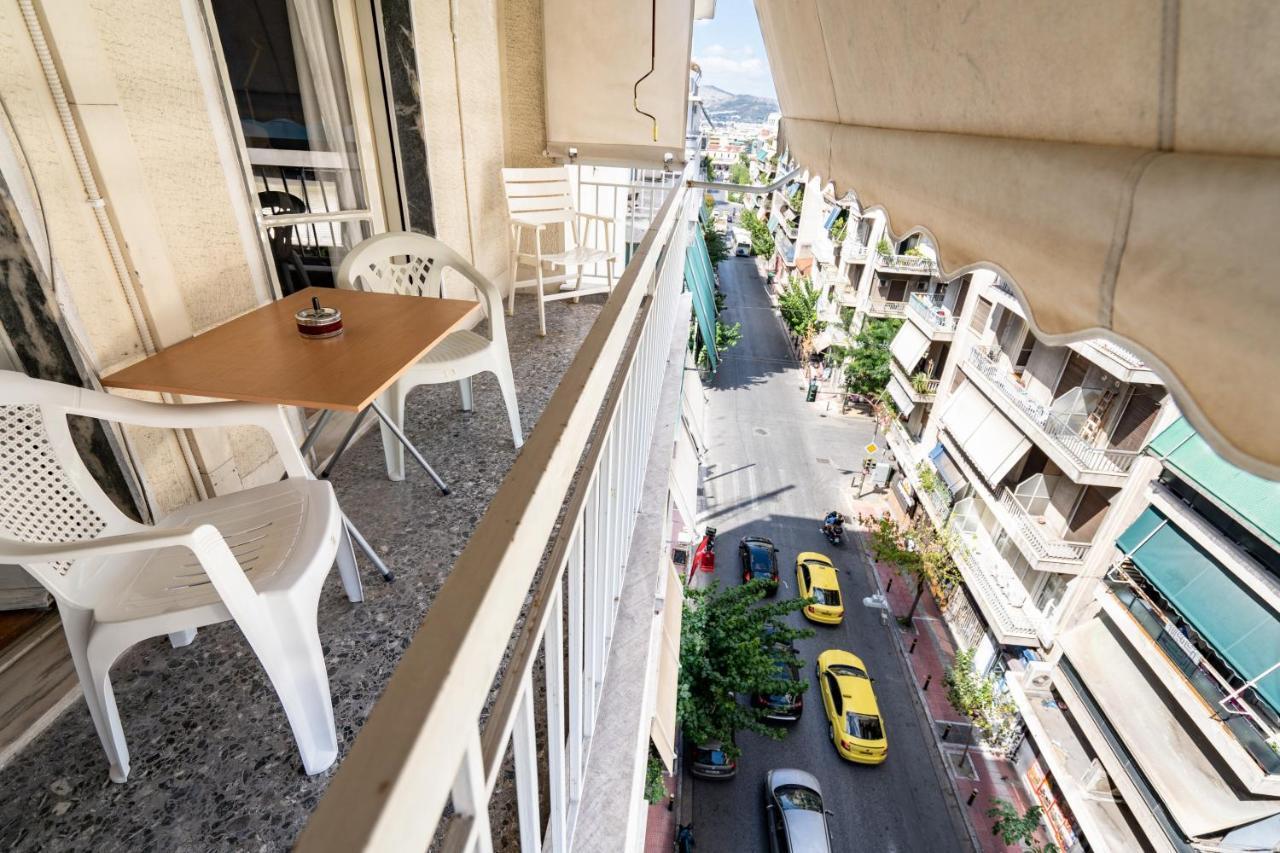 Larissa Station Metro St. 2 Bedrooms 3 Pers. Flat Athen Exterior foto